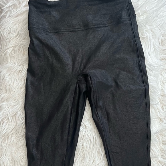 Spanx faux leather leggings. Black - Picture 2 of 2